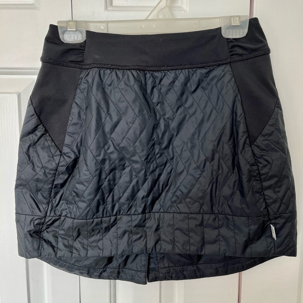 Mountain Hardwear Trekkin’ Insulated Mini Skirt